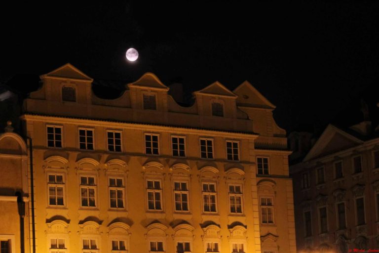 Photos Prague moonlight